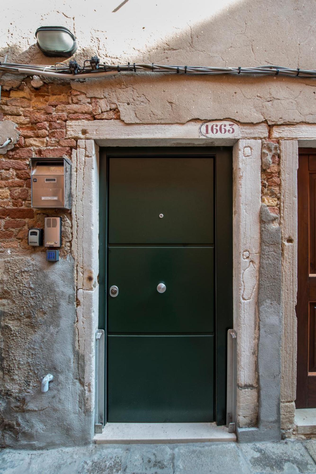 Tre Elementi, Guest House Close The Grand Canal Венеция Экстерьер фото